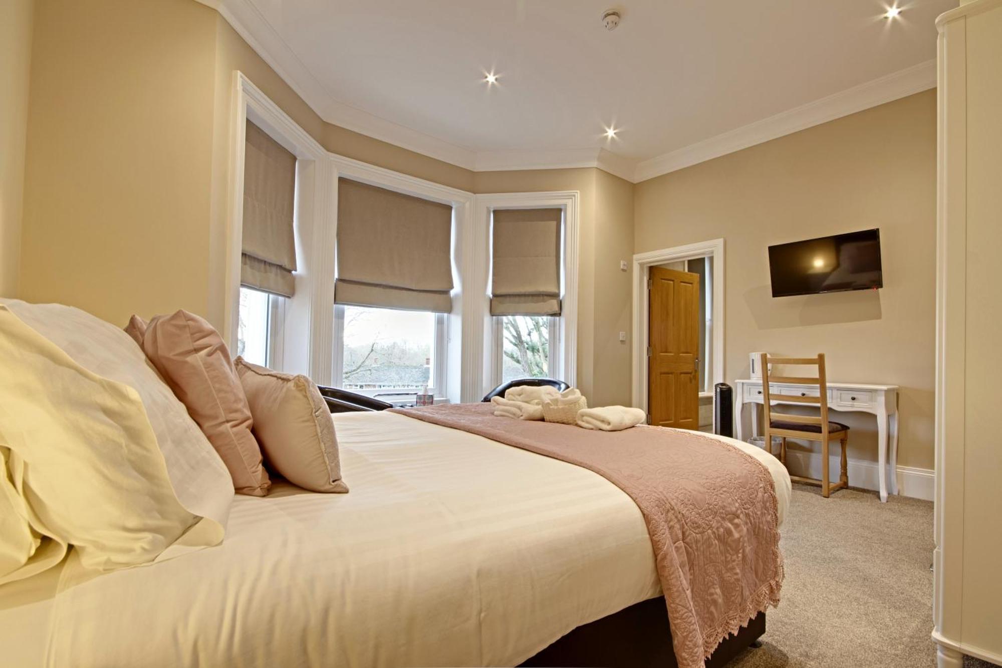 Highfield Bed & Breakfast Лимингтон Номер фото